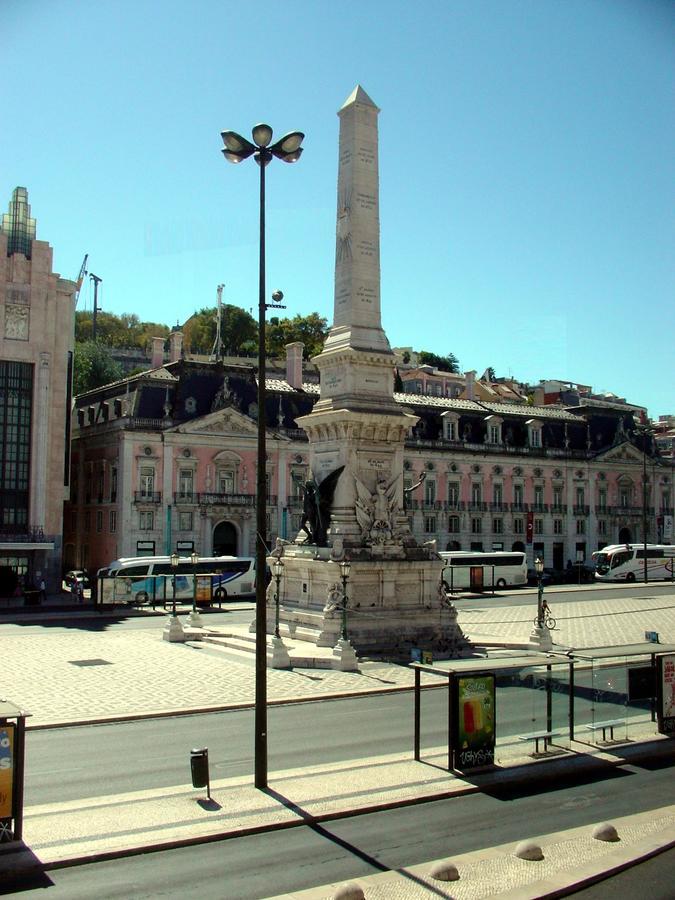 Inn-Chiado Restauradores Prime Suites Лісабон Екстер'єр фото